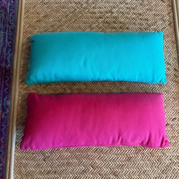 Turquoise “Believe” and Pink “Merry” Throw Accent Pillows Set of 2 - Picture 7 of 7